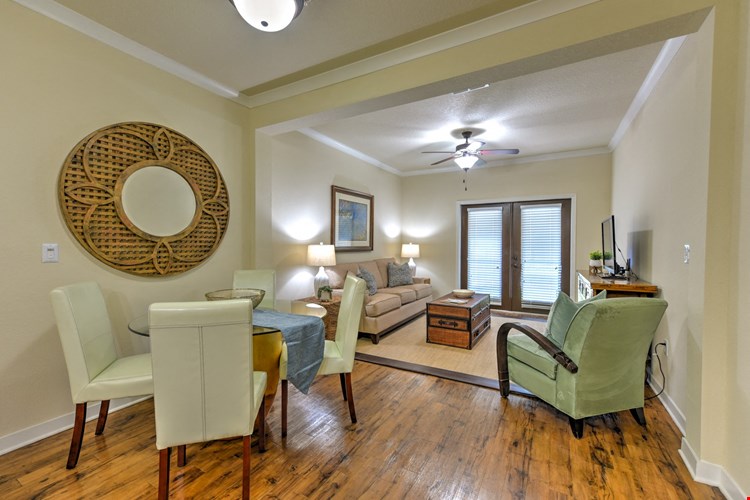 Hacienda Club Image 20