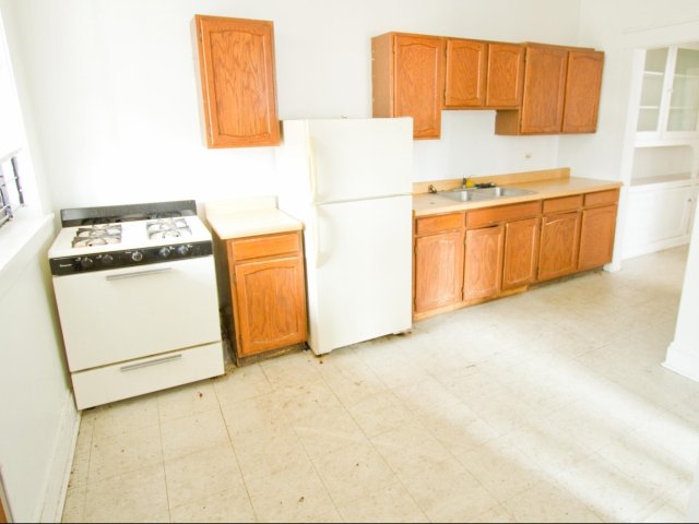 5218-5220 S Kimbark Avenue Image 9