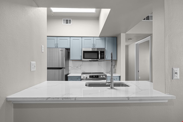 Larkin Apartment Homes Image 20