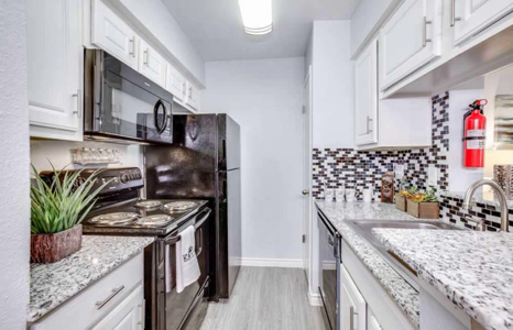 Legacy at Westchase Apartments Image 4