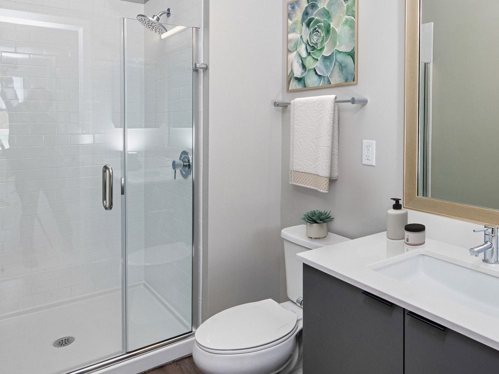 Building 3 Premier Scheme Multi-Level Home Bath