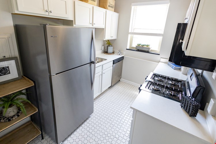 Marcy Village Image 6