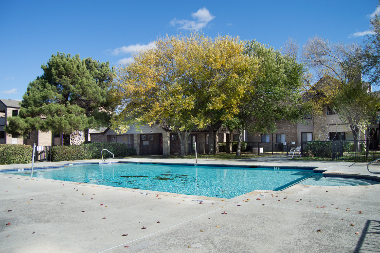 Lakeview Terrace Haltom City Image 1