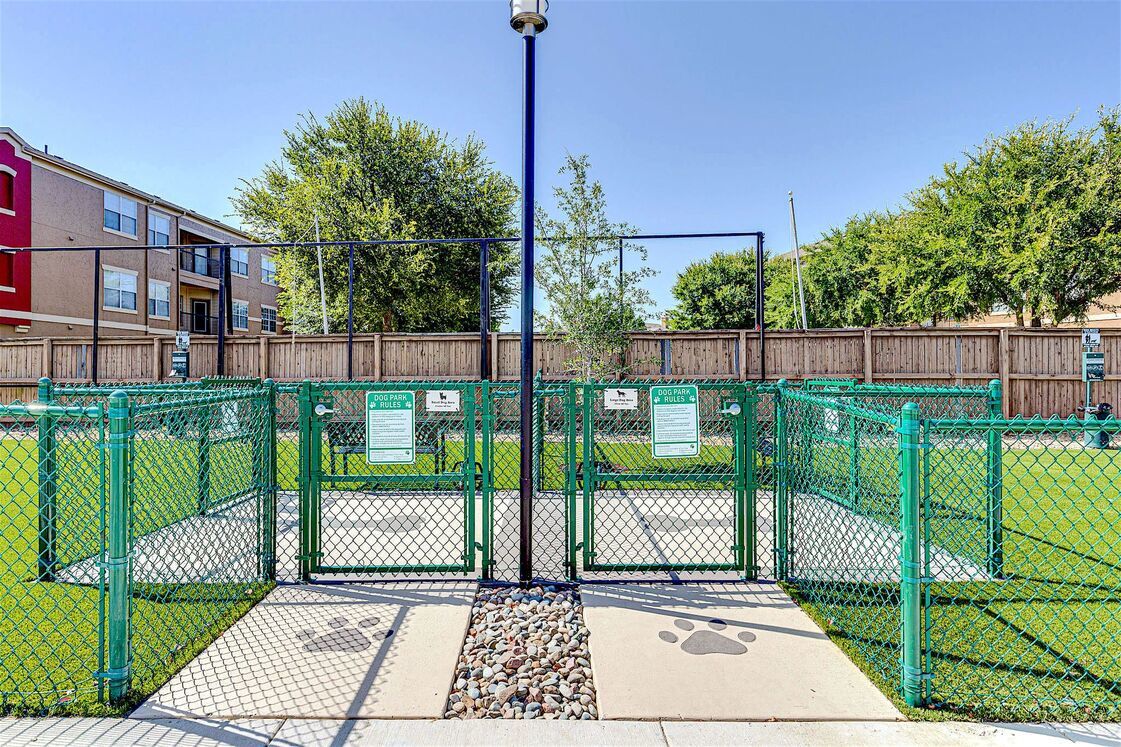 The Quadrangles on Twenty Image 4