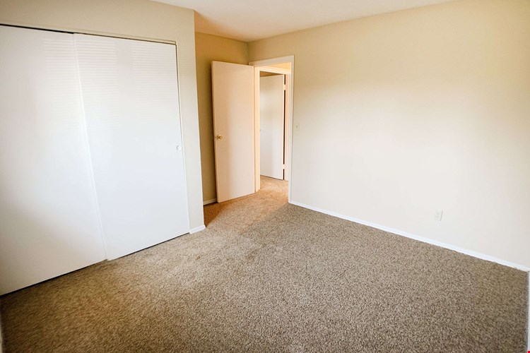 Florence Apartments Image 29