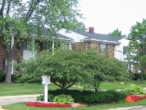 Buckingham Square   Image 2