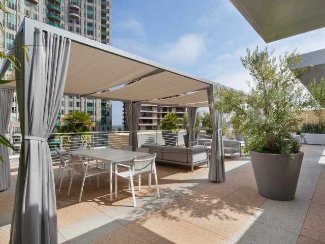 Wilshire Margot Image 10