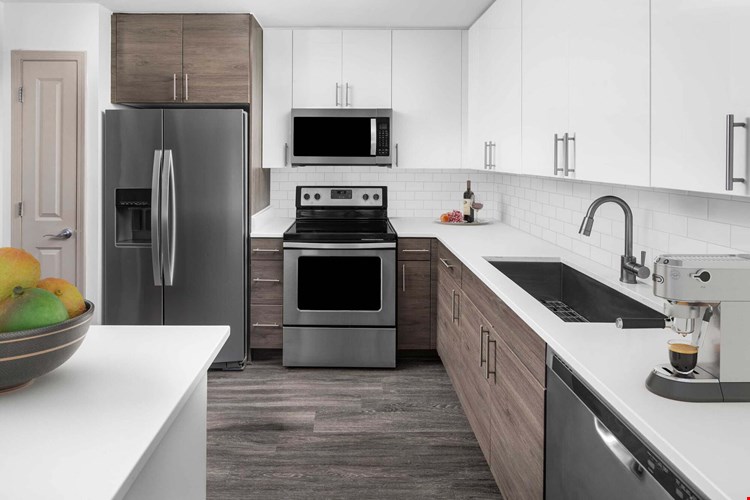 Camden Potomac Yard Image 16