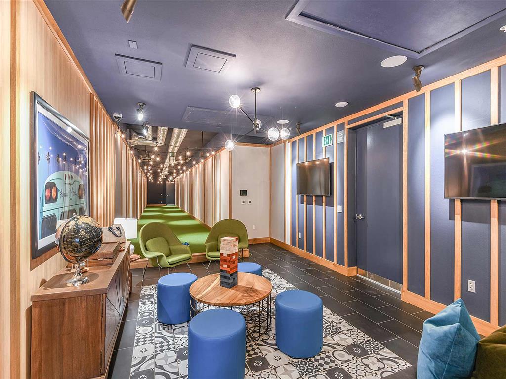 Indoor Arcade & Lounge