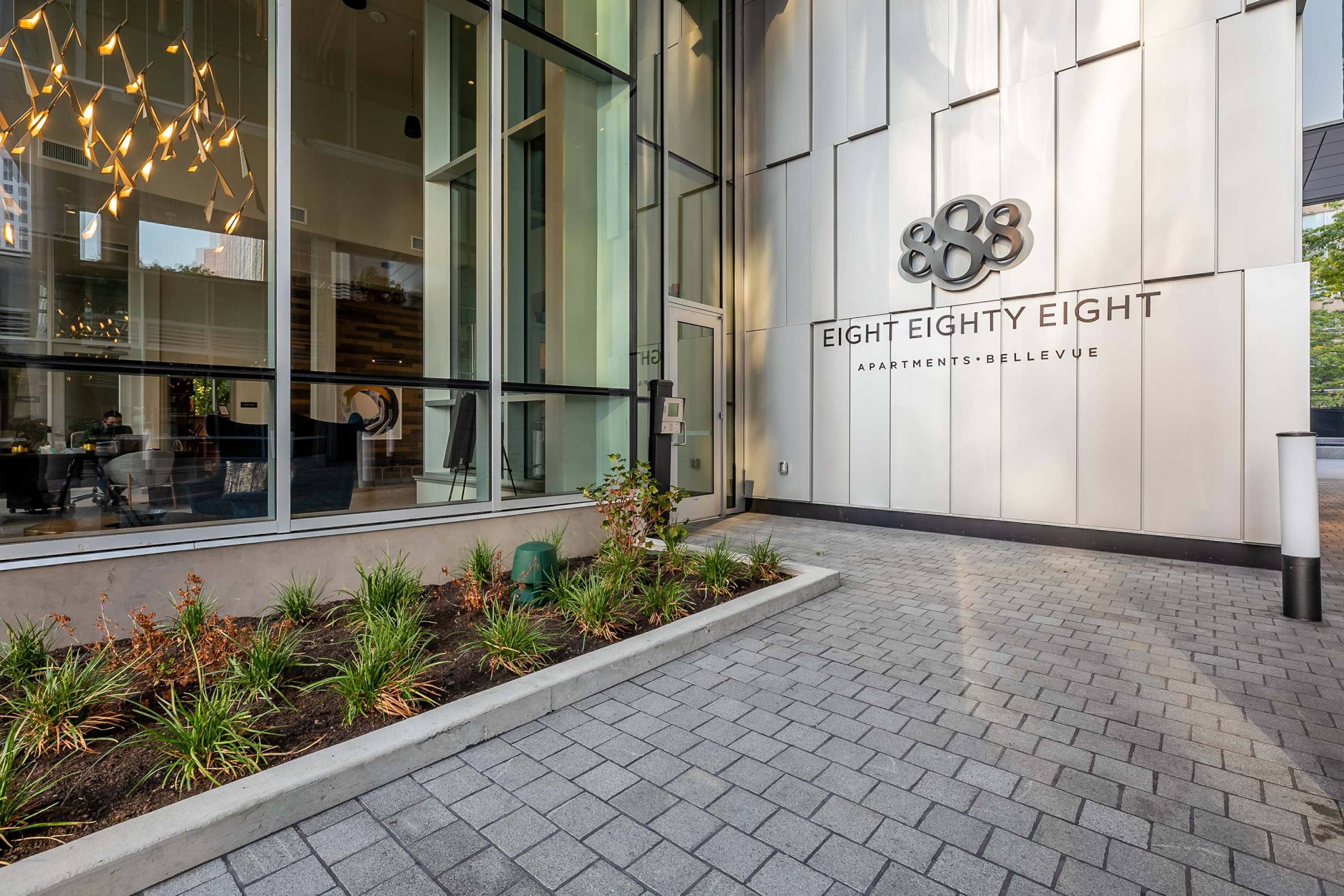 888 Bellevue Image 1
