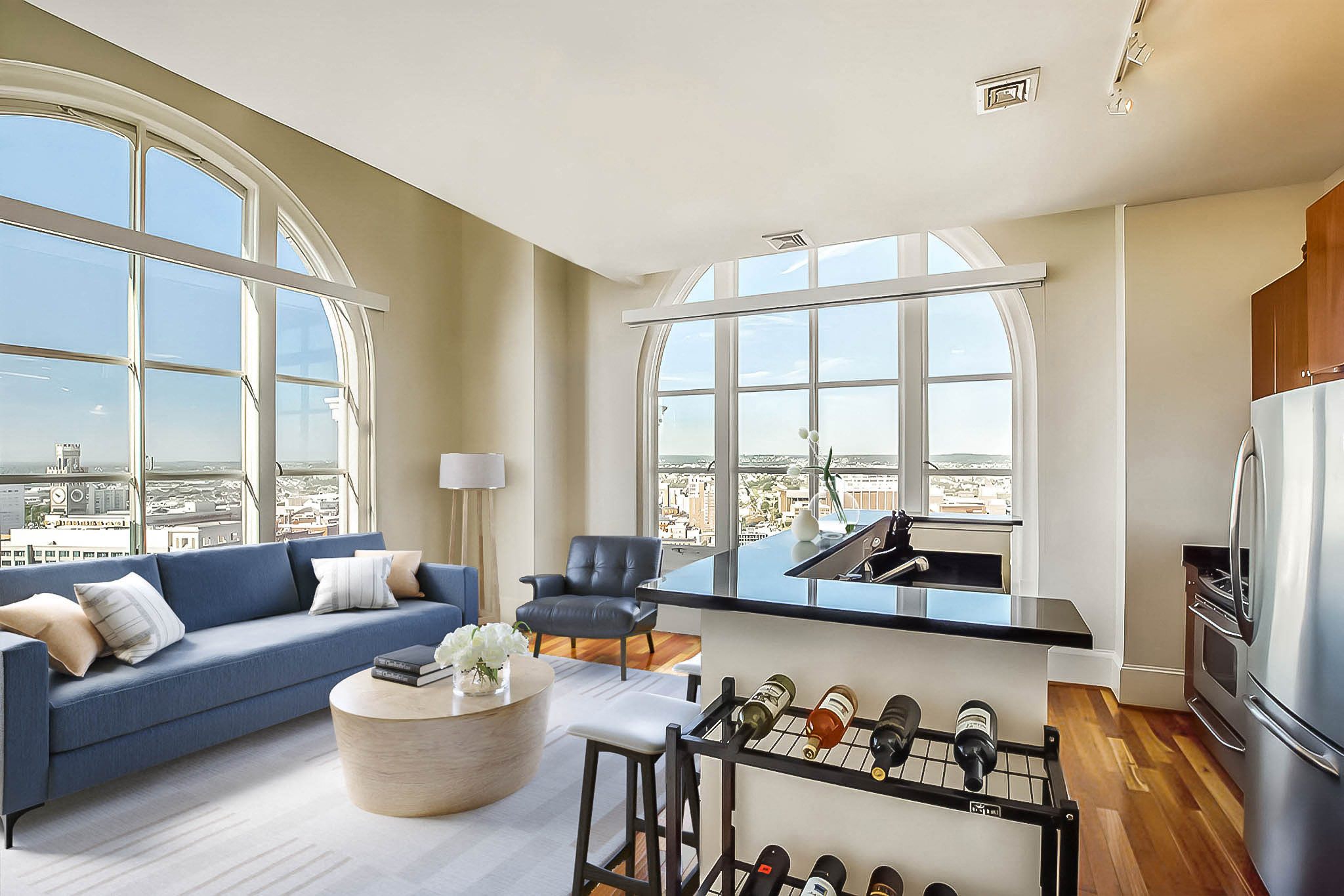 The Apartments at Charles Plaza Image 14