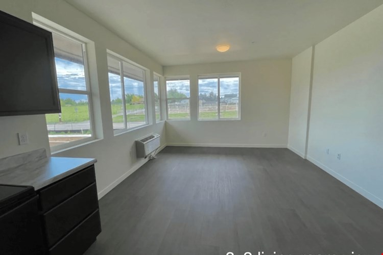 Range View Apartments  Image 9