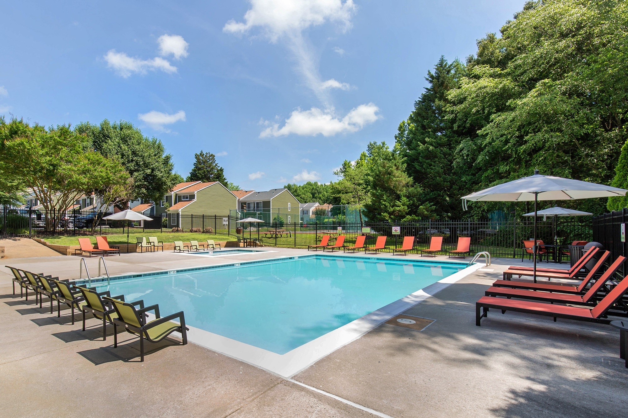 Hanover Crossing  Image 9