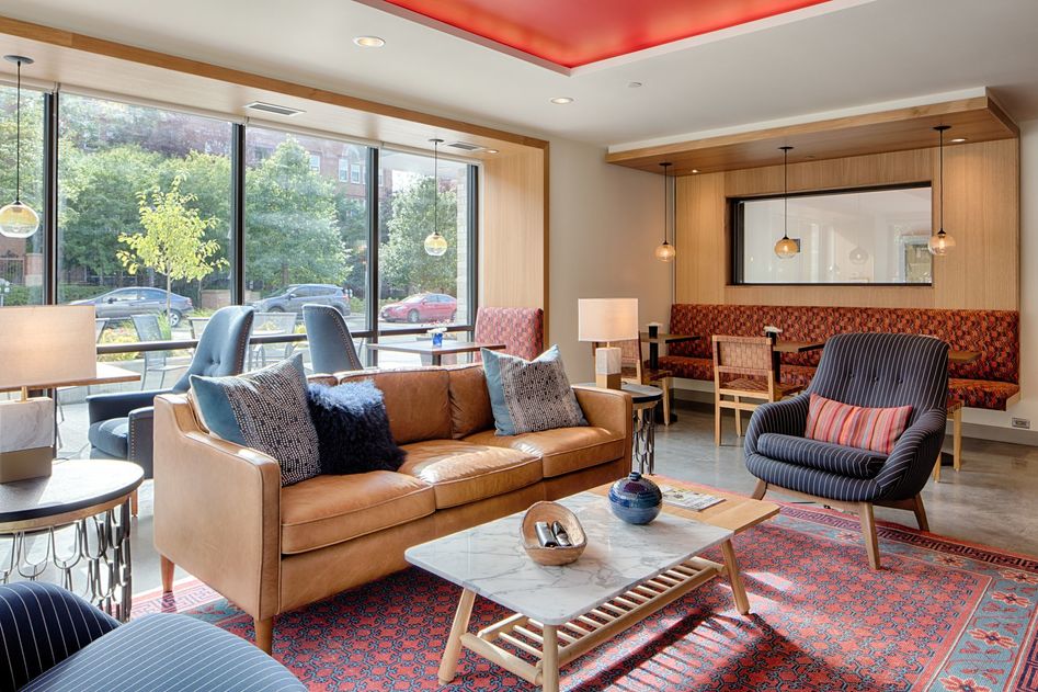 Nolo Living East (North Loop) Image 9