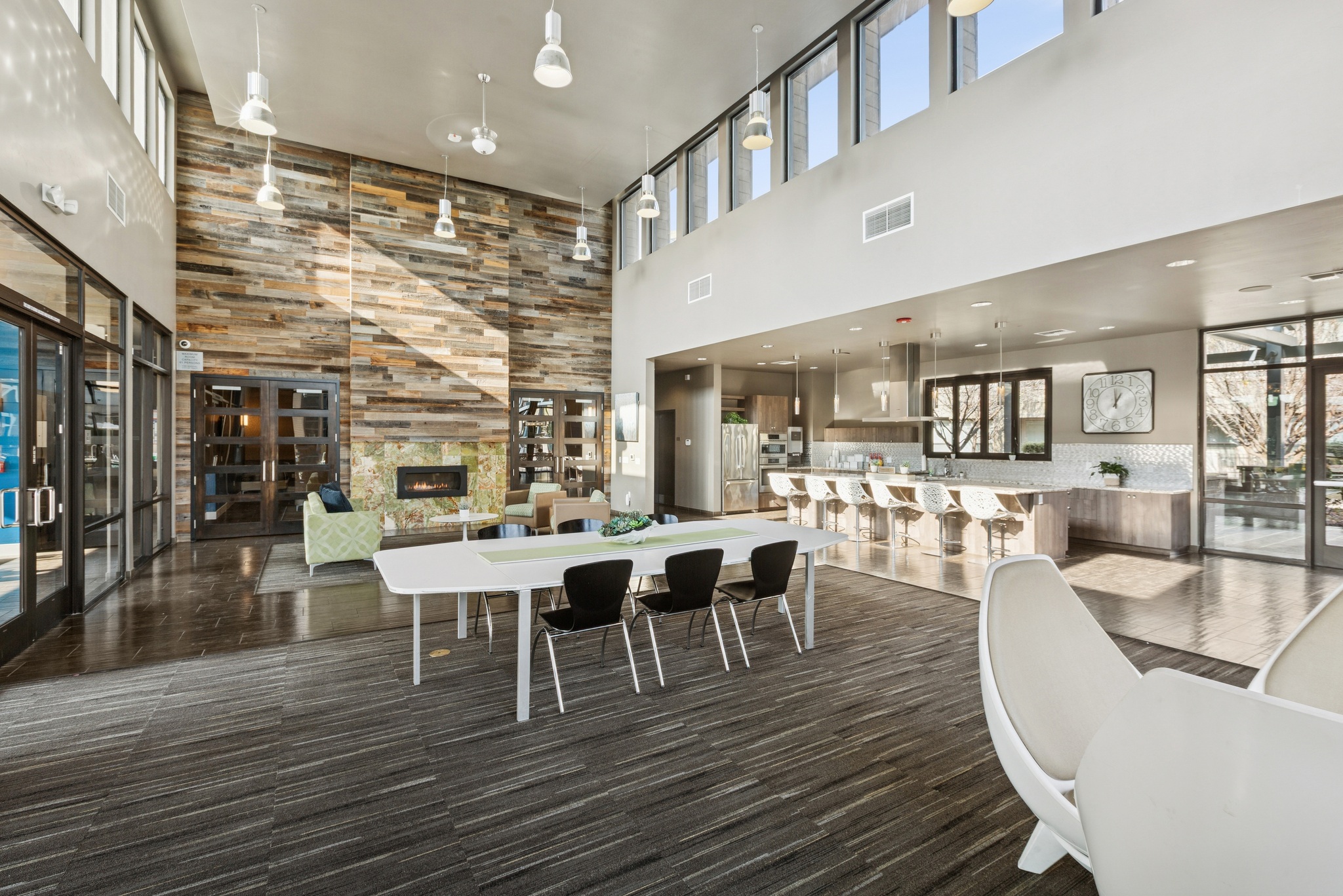 Aspire Apartments Tracy CA lobby lounge amenities