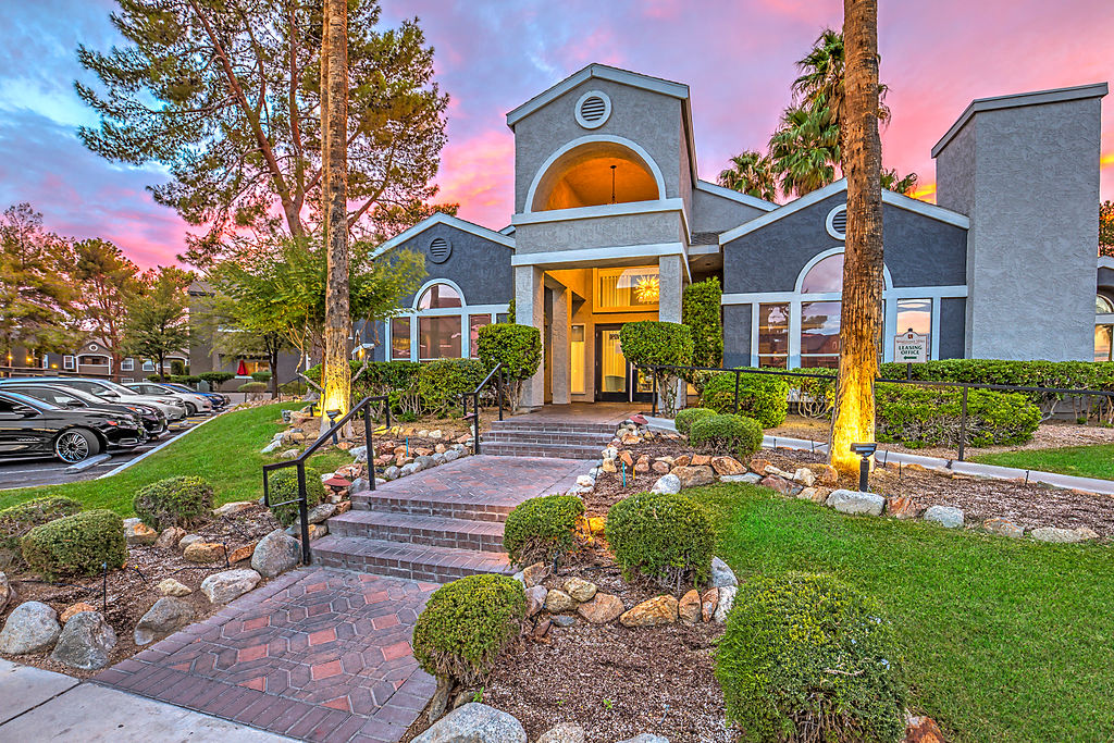 Renaissance Villas Apartment Homes Image 16