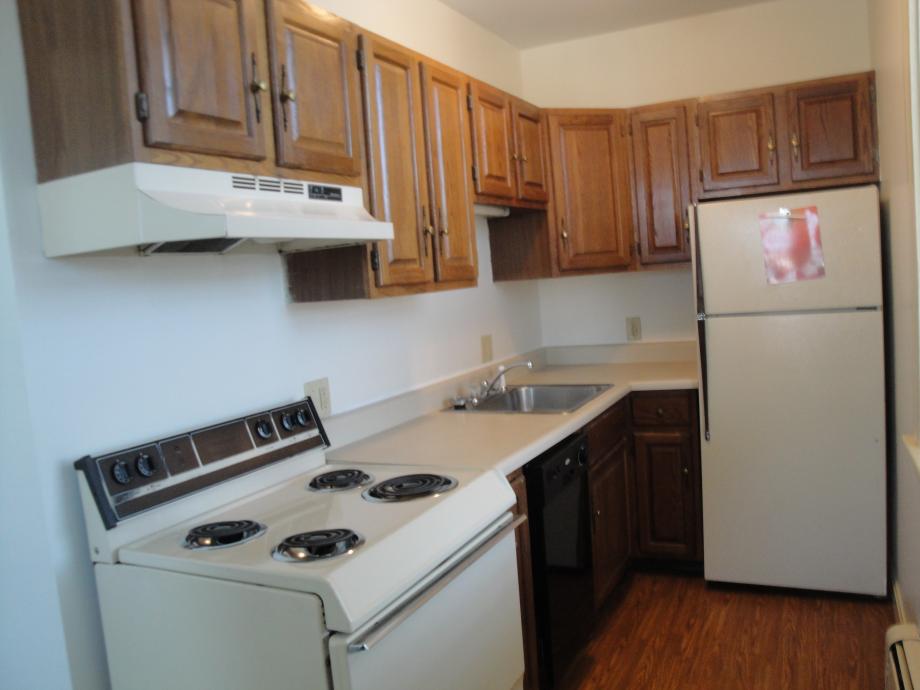 St. George Apartments Image 9