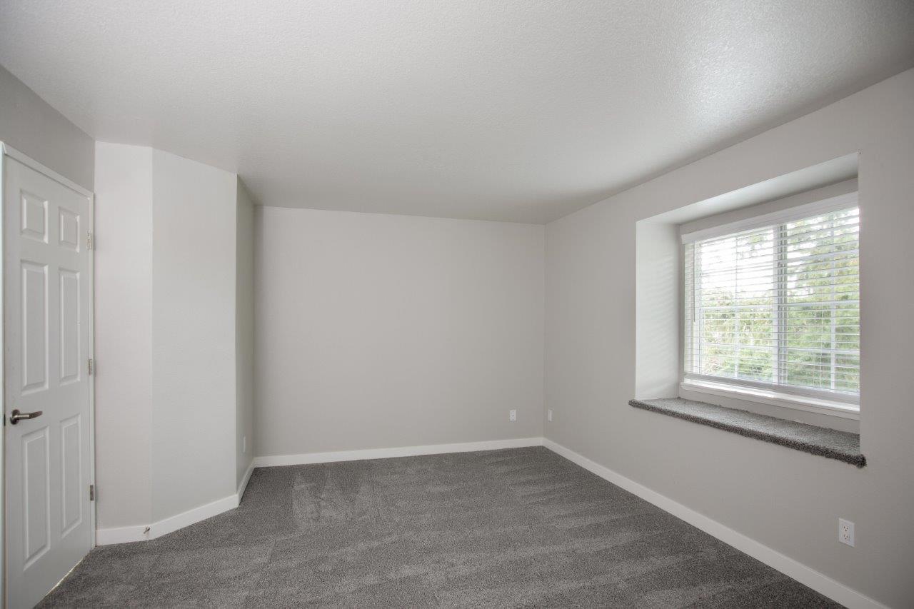 Outlook 16 Image 13