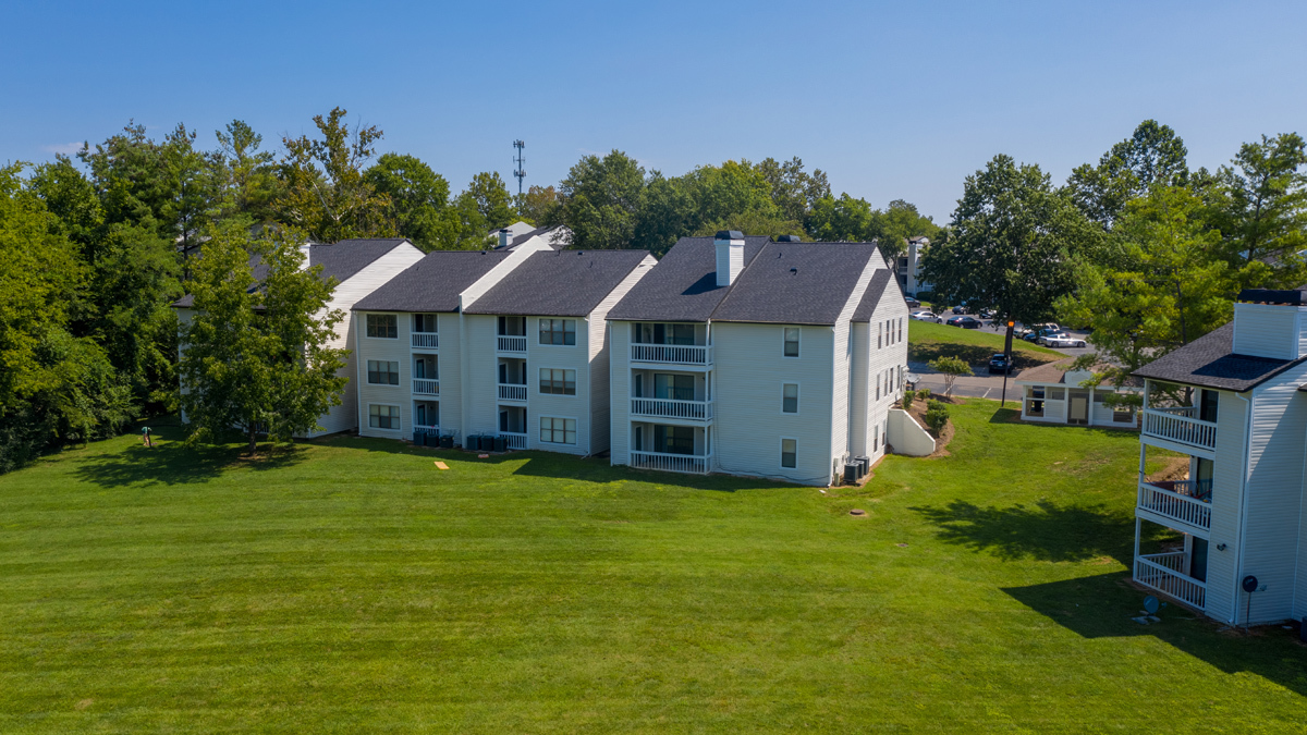 Lyric on Bell Image 5