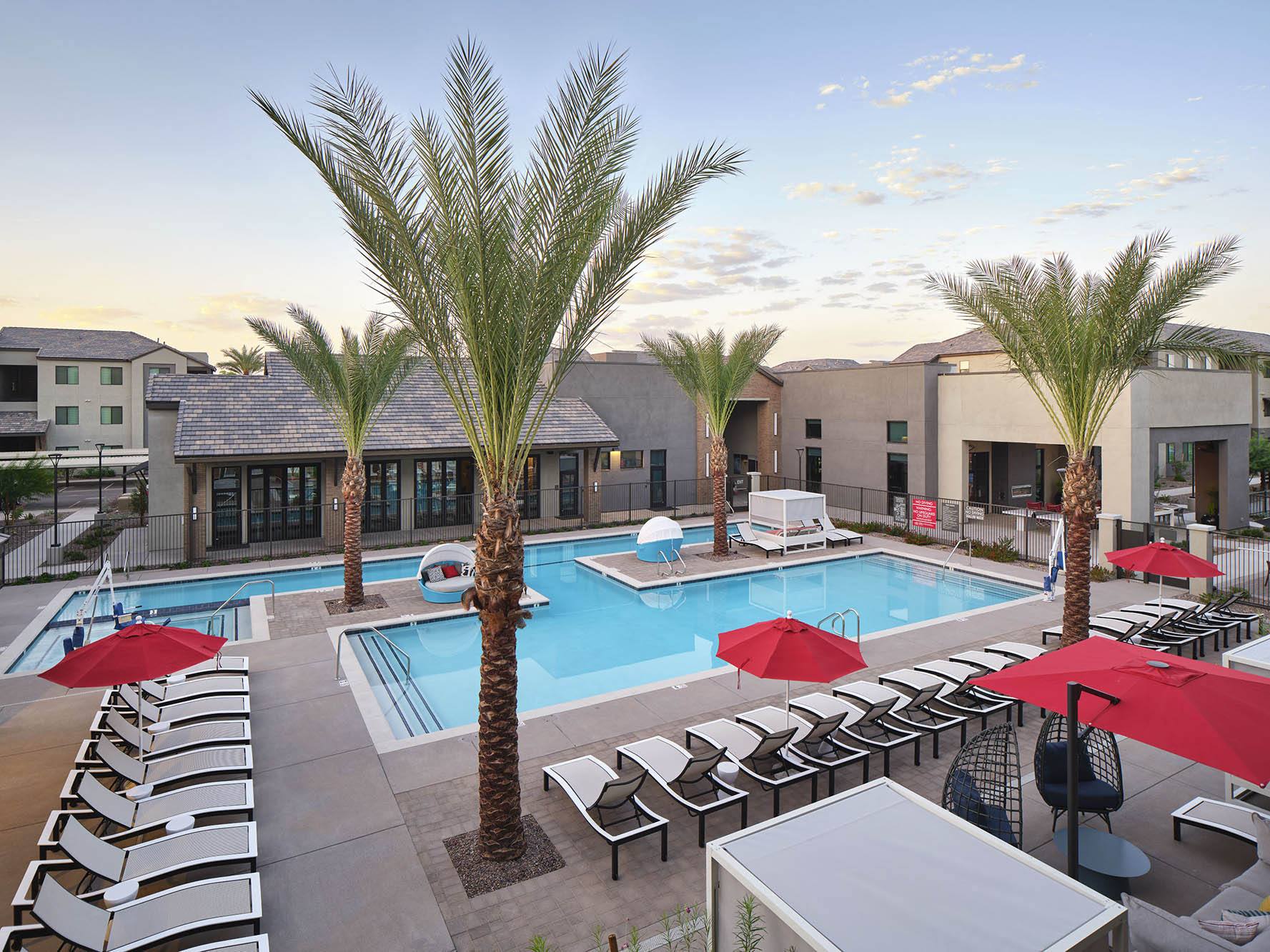 Pool & Spa
