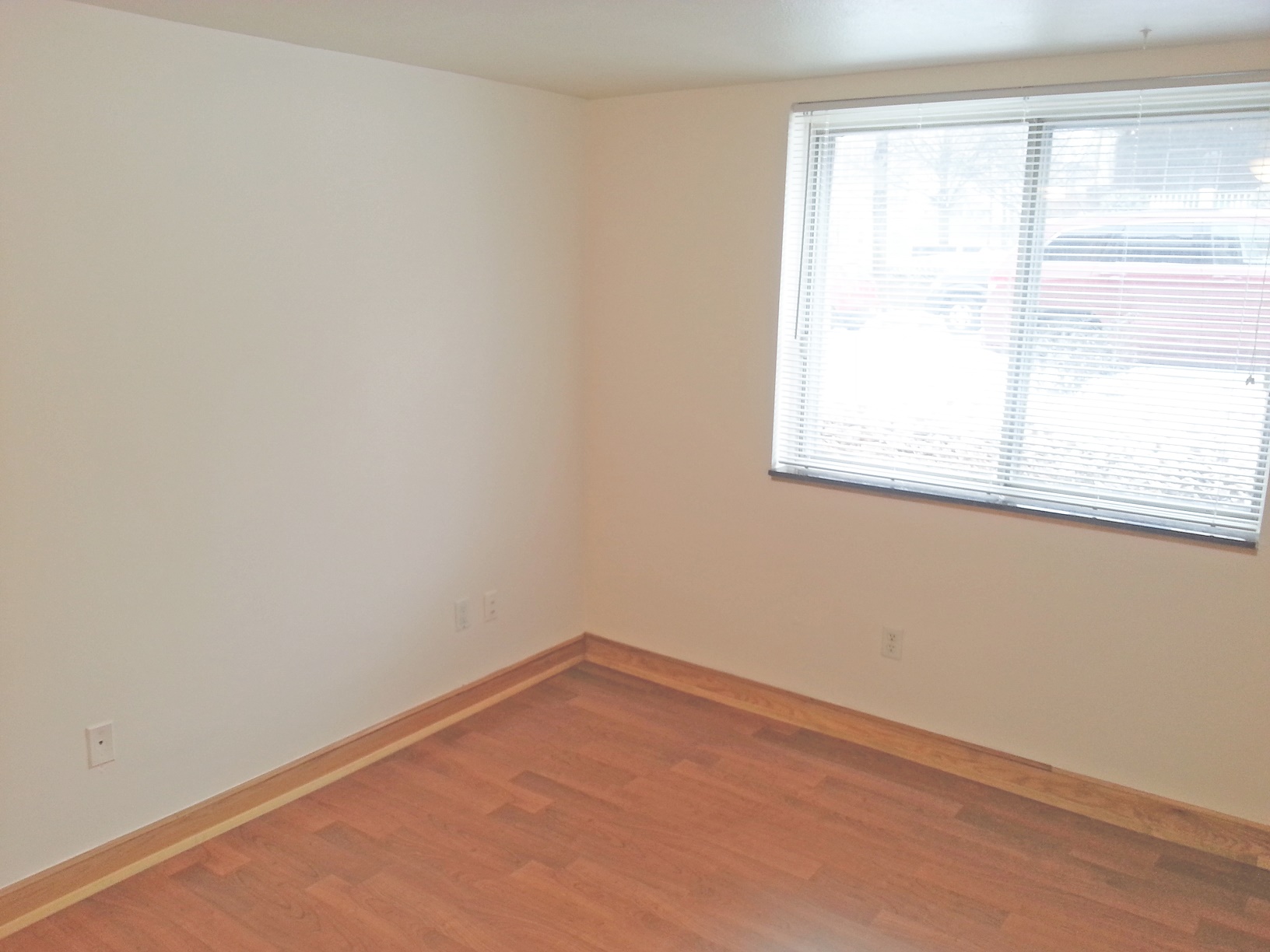 1913 and 1917 Emerson Image 12