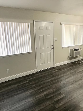 College Street Apartments Image 2