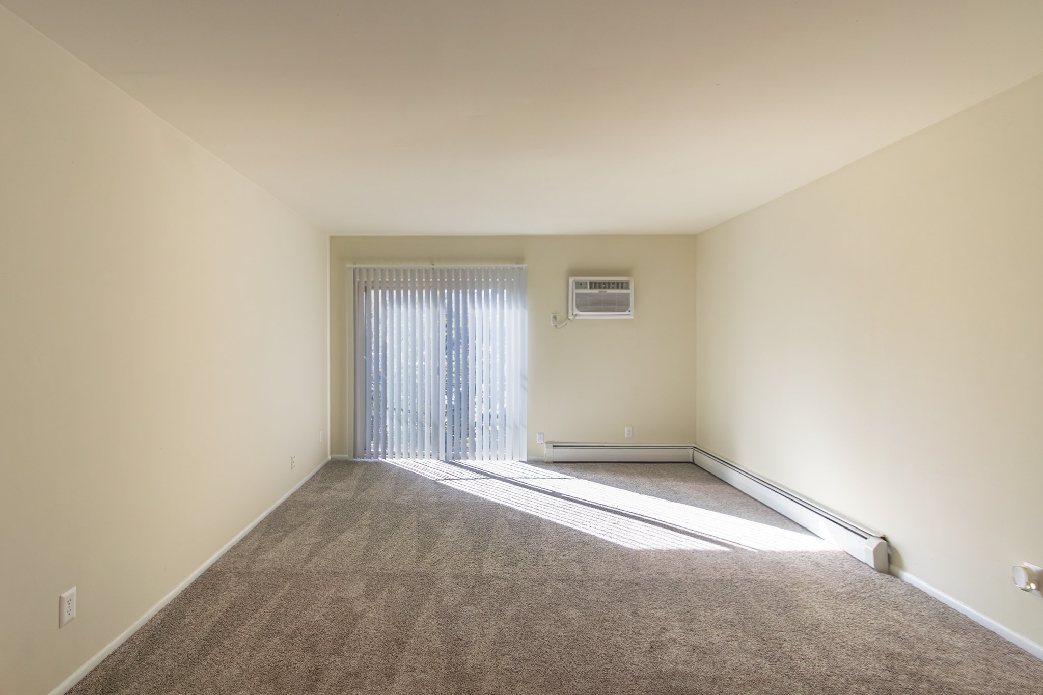 Romaine Court Image 24