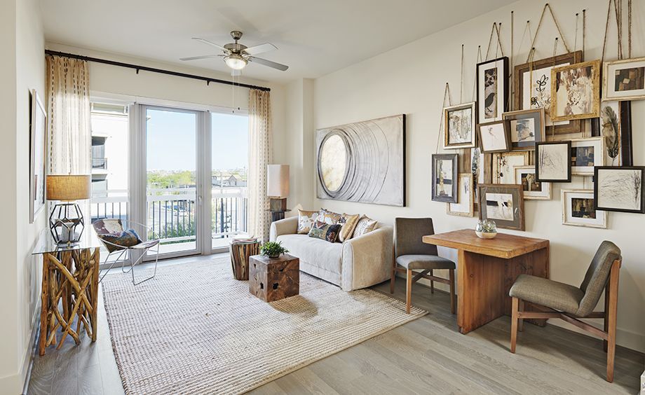 Camden McGowen Station Image 11