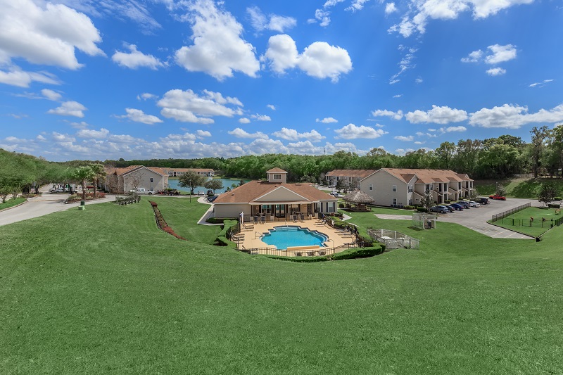 Sweetwater Apartments Image 4