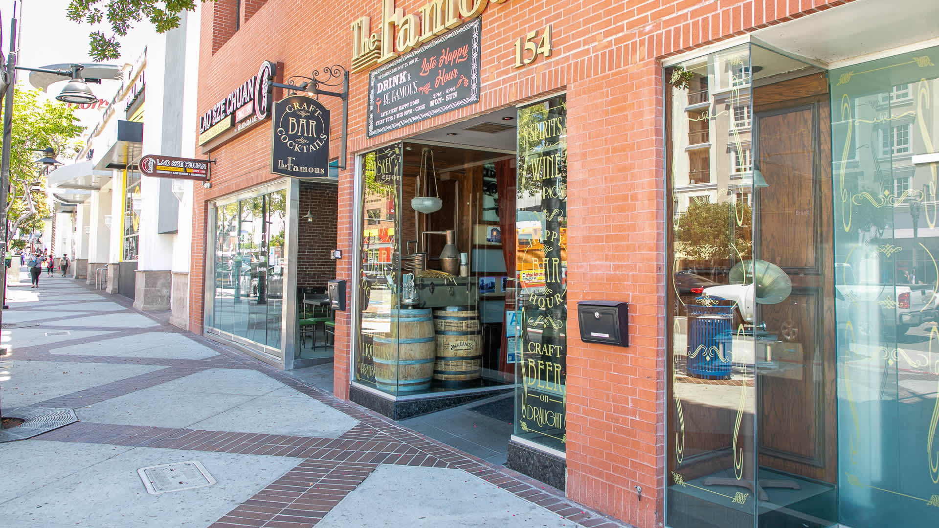 Eleve Lofts and Skydeck Image 29