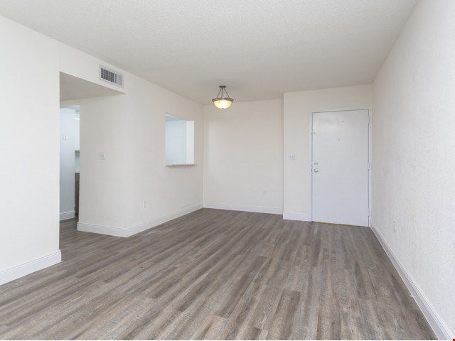 International Club Image 6