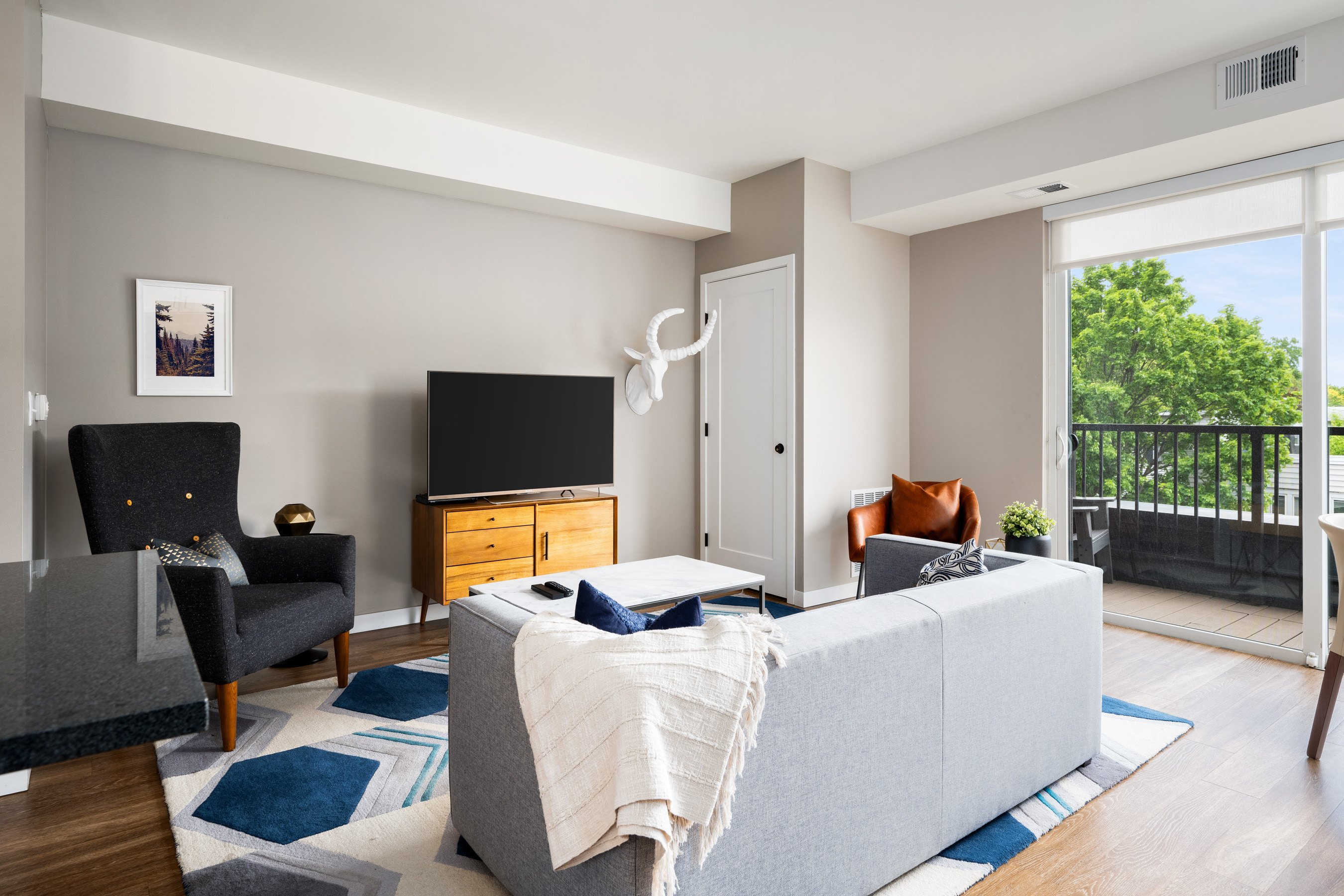 Vintage on Selby Image 37