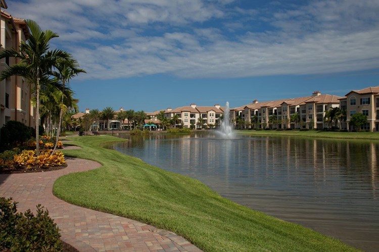 Solaire At Coconut Creek Image 12