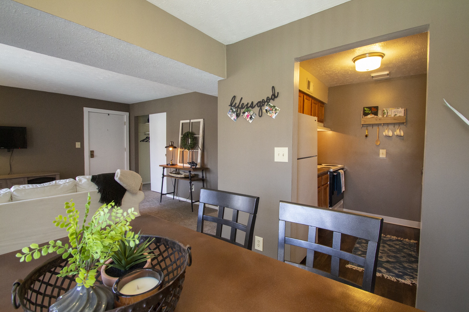 Deer Hill Image 49
