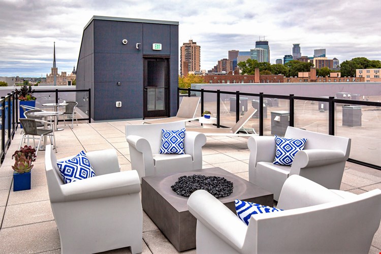 Rooftop Lounge