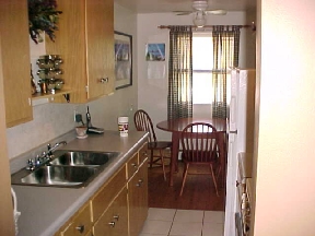 Grand Lake Apartments Image 4