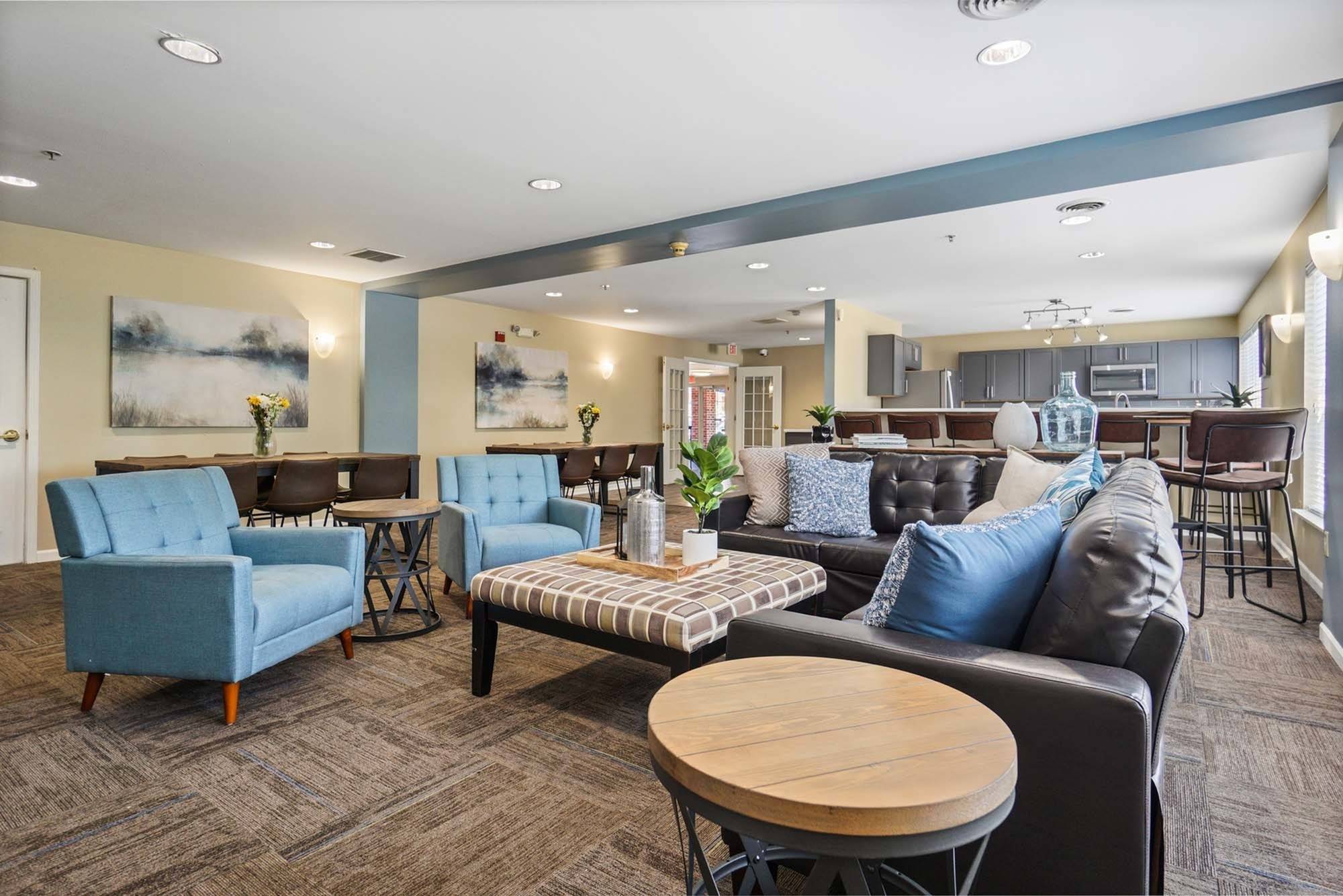 Barrington Place Image 7