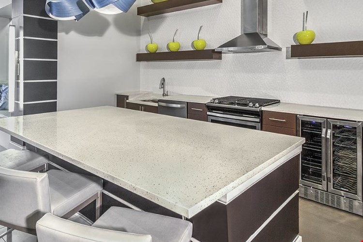 Camden Belleview Station Image 18