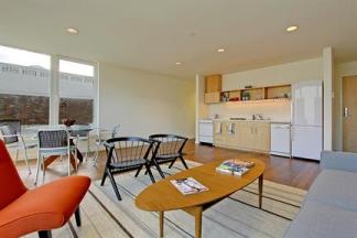 Belroy Apartments Image 4