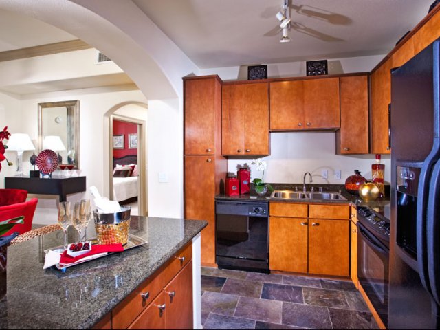 4550 Cherry Creek Image 16