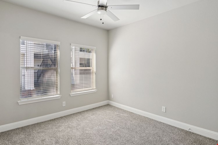 Larkin Apartment Homes Image 90