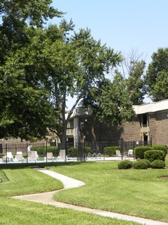 Tivoli Apartments Image 4