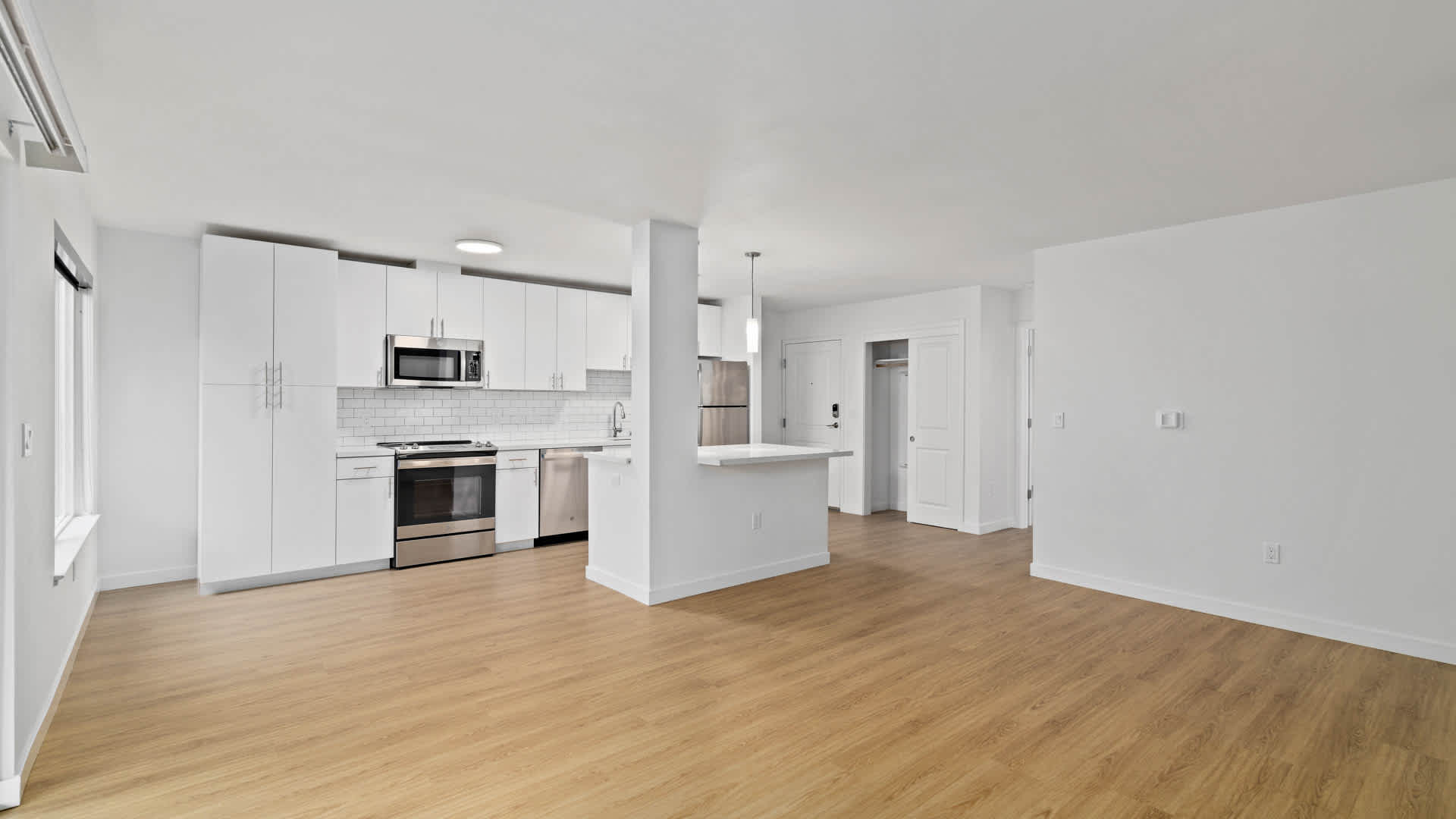 Lorien Ivy I Image 19