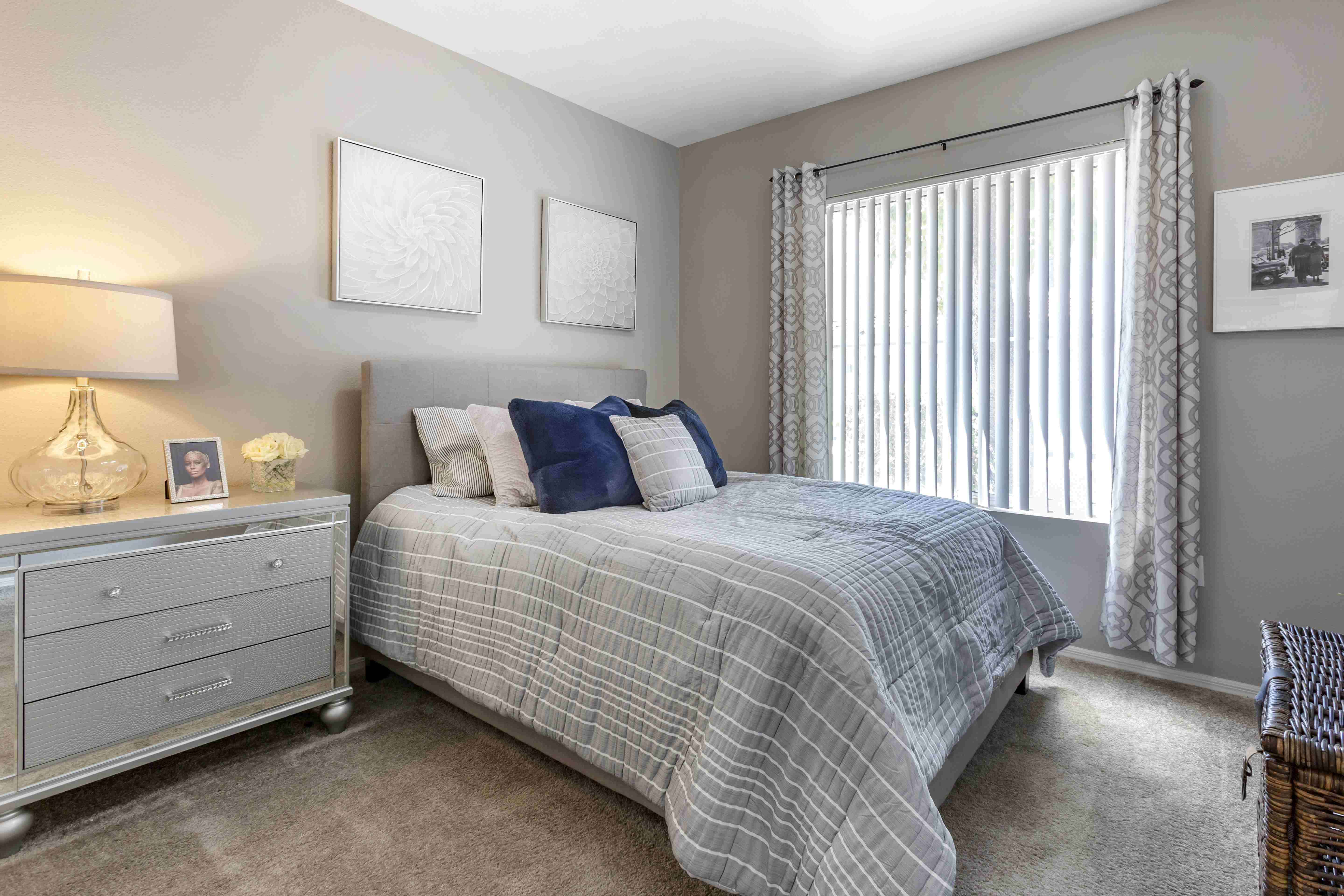 Carlyle Townhomes OLD Image 43