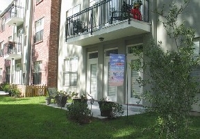 Mandeville Lake Apartments Image 12