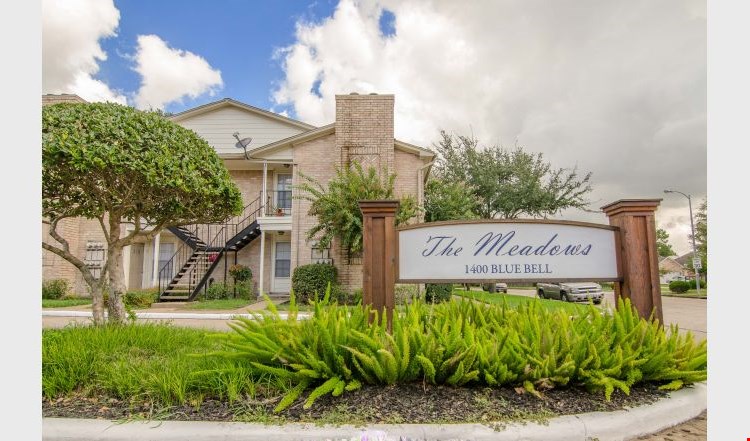 Apartments At Meadows On Blue Bell Houston Meadows On Blue Bell