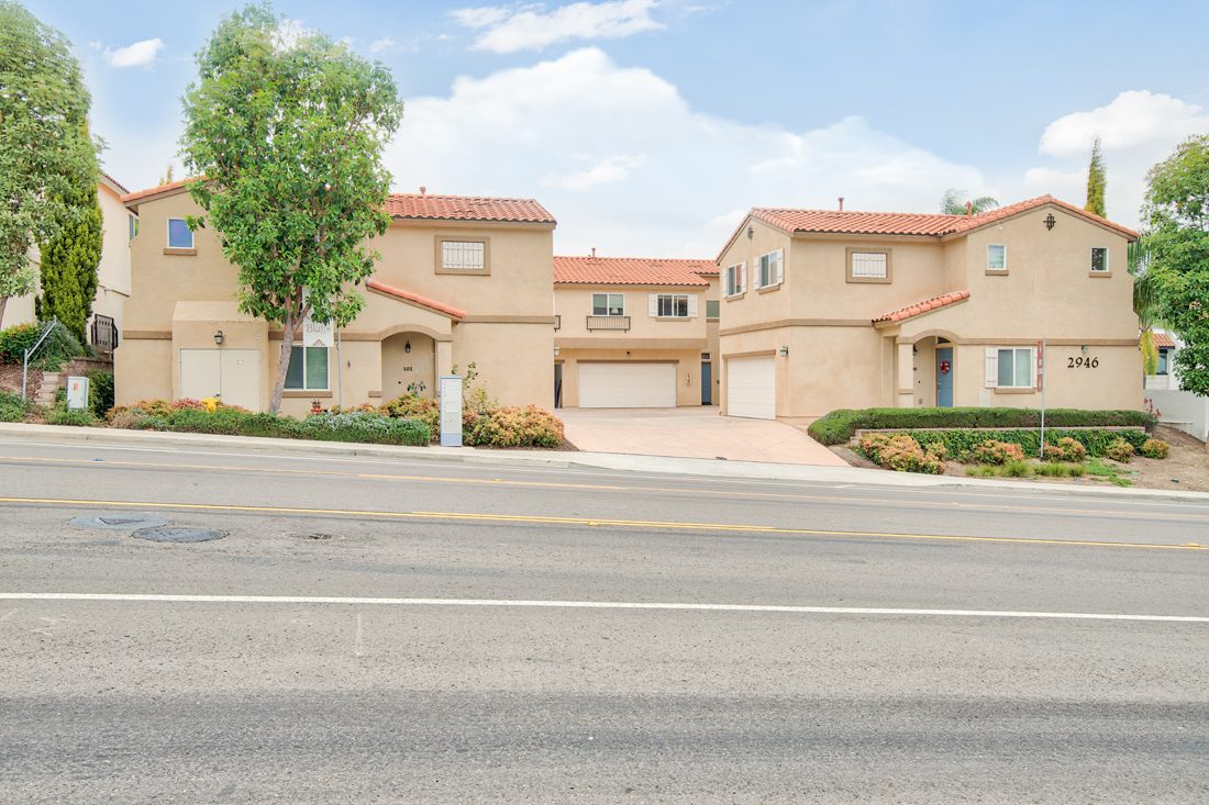 La Costa Bluffs Image 2