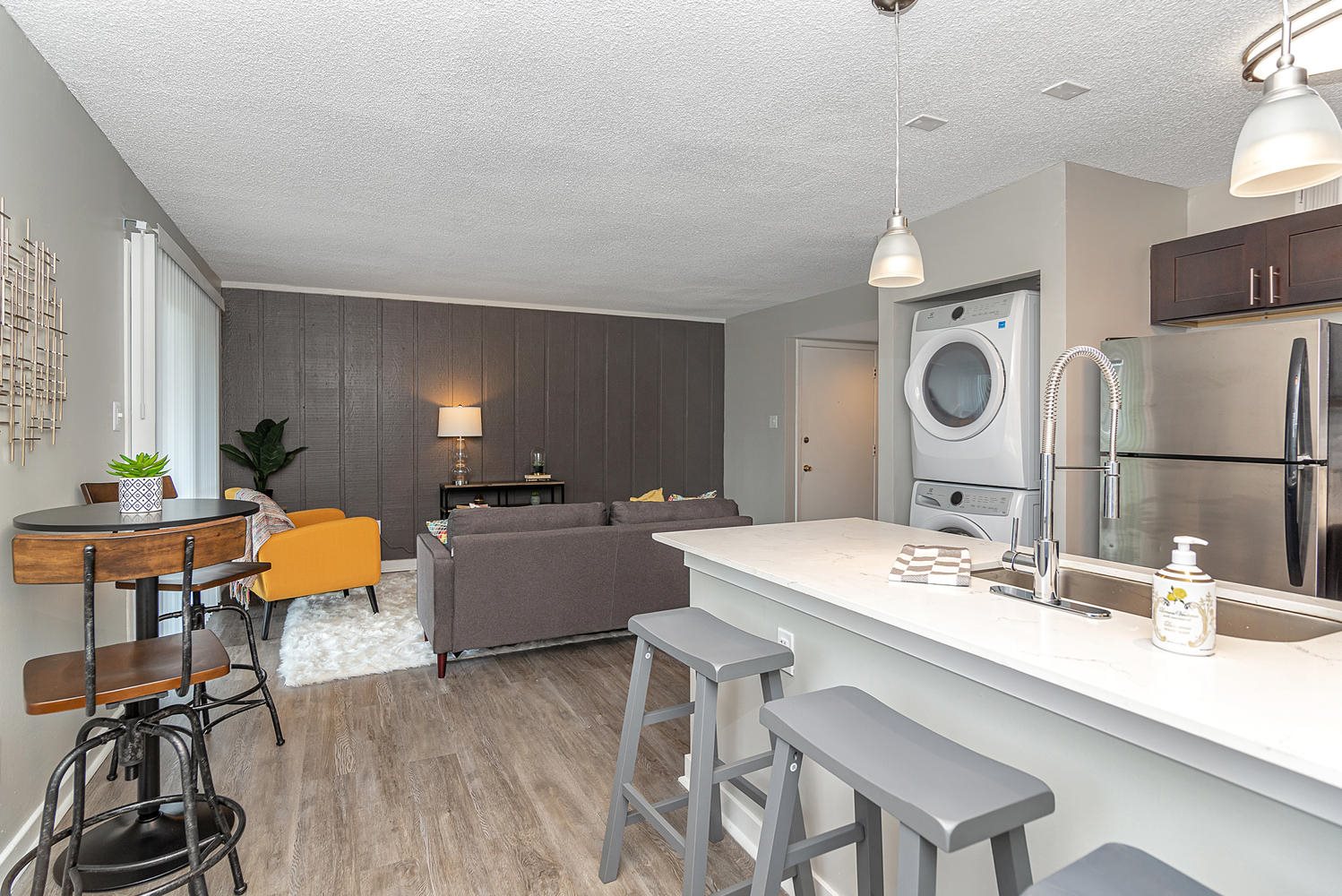 The Residences on 56th Street Image 13