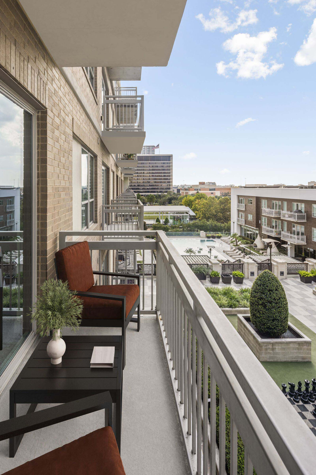 Camden McGowen Station Image 16