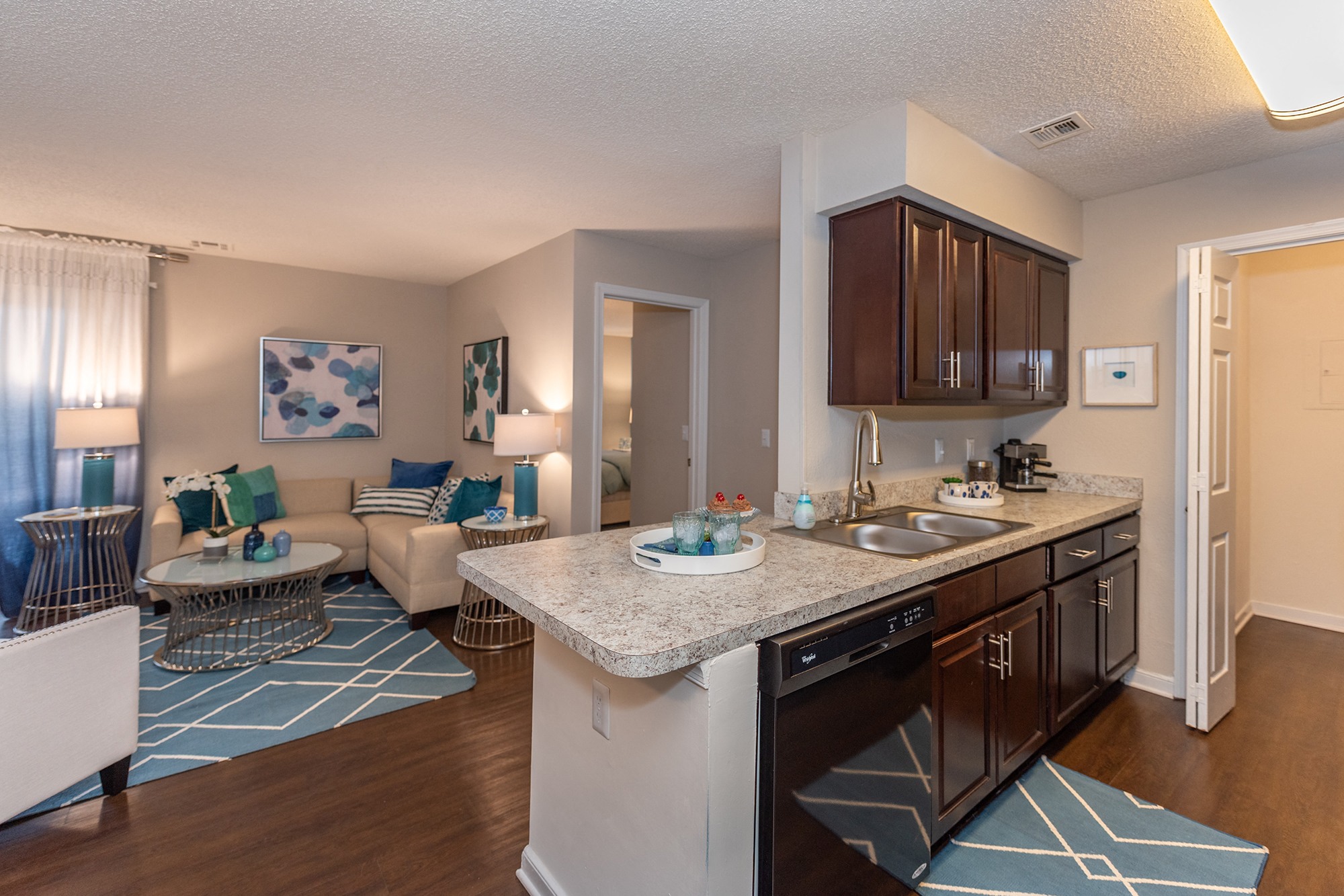 Wilde Lake Apartments Image 21